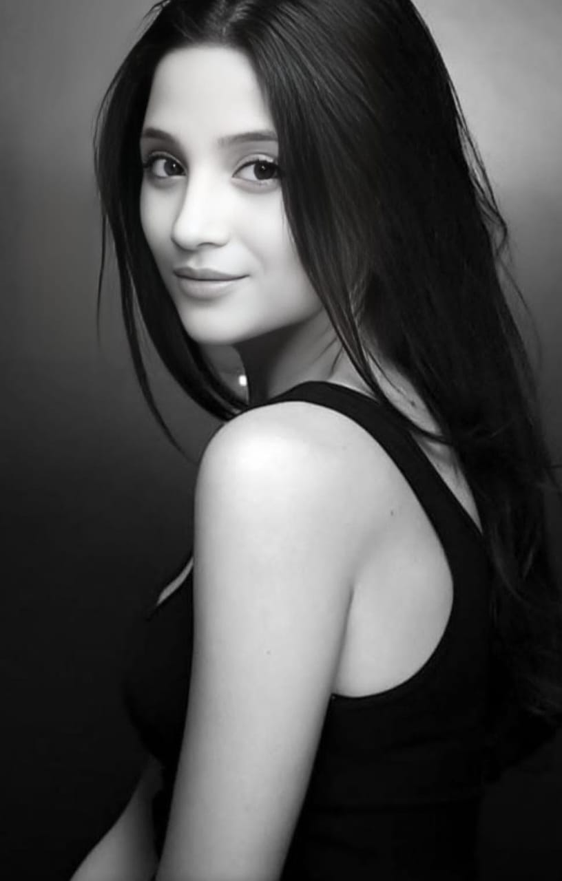 Naina kolkata escorts